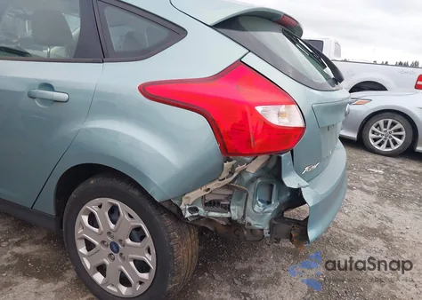 2012 Ford Focus Se z USA, uszkodzony, nr VIN 1FAHP3K24CL310031